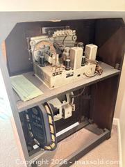 MaxSold Auction: General Electric JK-76 Console Radio, 1930s-1940s - New Westminster (British Columbia, Canada) PARTNER MANAGED Downsizing Online Auction -  Jamieson Court (CONDO)
