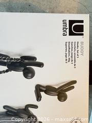 MaxSold Auction: IKEA RIBBA 45 3/8" White Wall Shelf with Umbra Buddy Hooks (3) - New Westminster (British Columbia, Canada) PARTNER MANAGED Downsizing Online Auction -  Jamieson Court (CONDO)