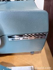 MaxSold Auction: Lot: Canon SLR, Sawyers Grand Prix 570 M & Pana-Vue Viewer - New Westminster (British Columbia, Canada) PARTNER MANAGED Downsizing Online Auction -  Jamieson Court (CONDO)