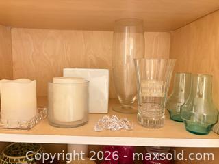 MaxSold Auction: Mixed Home Decor Lot: Candles, Holders, Vases, Soaps - New Westminster (British Columbia, Canada) PARTNER MANAGED Downsizing Online Auction -  Jamieson Court (CONDO)