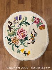 MaxSold Auction: Round floor rugs - New Westminster (British Columbia, Canada) PARTNER MANAGED Downsizing Online Auction -  Jamieson Court (CONDO)