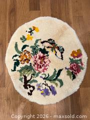 MaxSold Auction: Round floor rugs - New Westminster (British Columbia, Canada) PARTNER MANAGED Downsizing Online Auction -  Jamieson Court (CONDO)
