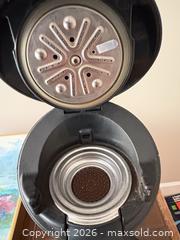 MaxSold Auction: Senseo Pod Single-Serve Coffee Maker, Black - New Westminster (British Columbia, Canada) PARTNER MANAGED Downsizing Online Auction -  Jamieson Court (CONDO)