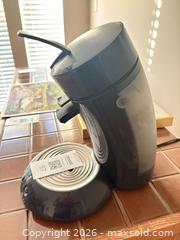 MaxSold Auction: Senseo Pod Single-Serve Coffee Maker, Black - New Westminster (British Columbia, Canada) PARTNER MANAGED Downsizing Online Auction -  Jamieson Court (CONDO)