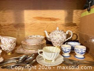 MaxSold Auction: Tuscan Bone China & Porcelain Tea and Dinner Set (Made in England) - New Westminster (British Columbia, Canada) PARTNER MANAGED Downsizing Online Auction -  Jamieson Court (CONDO)