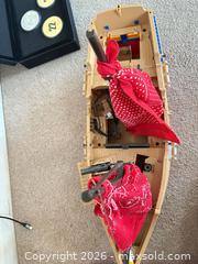 MaxSold Auction: Unbranded Plastic Toy Pirate Ship - New Westminster (British Columbia, Canada) PARTNER MANAGED Downsizing Online Auction -  Jamieson Court (CONDO)