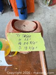 MaxSold Auction: Vintage Mid-Century Wood TV Tray & Needlepoint Footstool - New Westminster (British Columbia, Canada) PARTNER MANAGED Downsizing Online Auction -  Jamieson Court (CONDO)