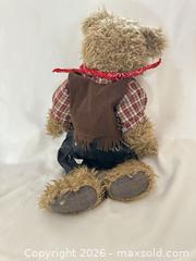 MaxSold Auction: Boyd Bear - Las Vegas (NV, USA) PARTNER MANAGED Estate Sale Online Auction - Losee Road