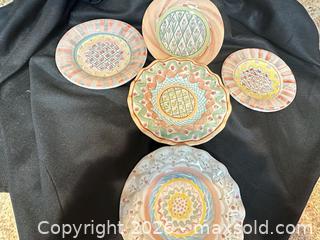 MaxSold Auction: Decorative Plates - Las Vegas (NV, USA) PARTNER MANAGED Estate Sale Online Auction - Losee Road