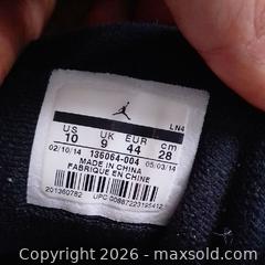MaxSold Auction: Jordan 3 Retro Wolf Grey Custom/ Painted Sneakers, Size 10 – 136064-004 - Toronto (Ontario, Canada) SELLER MANAGED Reseller Online Auction - Esandar Drive (STORAGE)
