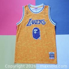 MaxSold Auction: NBA BAPE x Mitchell & Ness Los Angeles Lakers Kobe Bryant #24 Jersey, Hardwood Classics, Size 48 (XL) - Toronto (Ontario, Canada) SELLER MANAGED Reseller Online Auction - Esandar Drive (STORAGE)