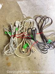 MaxSold Auction: Cables and Cords B - Burlington (Ontario, Canada) Moving Online Auction - Mcniven Road