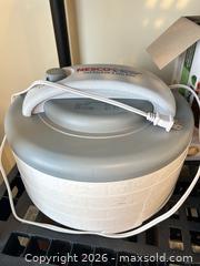 MaxSold Auction: Dehydrator And Food Sealer B  - Burlington (Ontario, Canada) Moving Online Auction - Mcniven Road