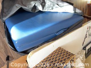 MaxSold Auction: Massage Table and More B - Burlington (Ontario, Canada) Moving Online Auction - Mcniven Road