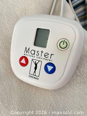 MaxSold Auction: Master Massage Table Warmer B  - Burlington (Ontario, Canada) Moving Online Auction - Mcniven Road