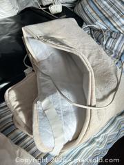 MaxSold Auction: Master Massage Table Warmer B  - Burlington (Ontario, Canada) Moving Online Auction - Mcniven Road