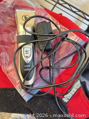 MaxSold Auction: Pet Supplies B  - Burlington (Ontario, Canada) Moving Online Auction - Mcniven Road