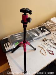 MaxSold Auction: Selens Tabletop Tripod B - Burlington (Ontario, Canada) Moving Online Auction - Mcniven Road