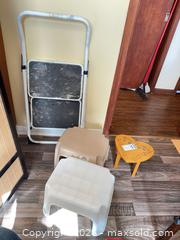 MaxSold Auction: Stepstools, Stepladder B - Burlington (Ontario, Canada) Moving Online Auction - Mcniven Road