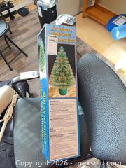 MaxSold Auction: Tabletop Fibreoptic Christmas Tree B - Burlington (Ontario, Canada) Moving Online Auction - Mcniven Road