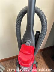 MaxSold Auction: Vacuum And Rug Cleaner B  - Burlington (Ontario, Canada) Moving Online Auction - Mcniven Road
