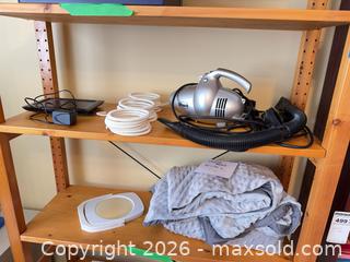 MaxSold Auction: Weighted Blanket And More B - Burlington (Ontario, Canada) Moving Online Auction - Mcniven Road