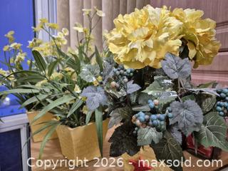 MaxSold Auction: 3 Decorative Artificial Flowers - Pickering (Ontario, Canada) SELLER MANAGED Reseller Online Auction - Old Brock Road