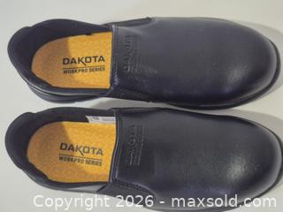 MaxSold Auction: Dakota Women's Work Shoes - Pickering (Ontario, Canada) SELLER MANAGED Reseller Online Auction - Old Brock Road
