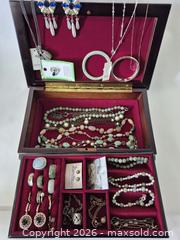MaxSold Auction: Jewelry Box with Costume Jewelry - Pickering (Ontario, Canada) SELLER MANAGED Reseller Online Auction - Old Brock Road