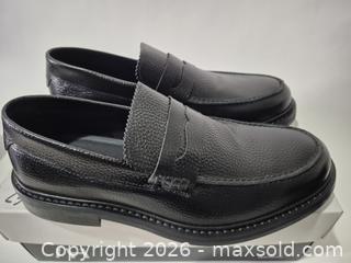 MaxSold Auction: Men's Black Shoes - Pickering (Ontario, Canada) SELLER MANAGED Reseller Online Auction - Old Brock Road