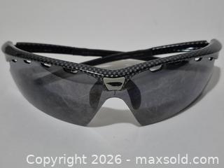 MaxSold Auction: Ryder's Sunglasses - Pickering (Ontario, Canada) SELLER MANAGED Reseller Online Auction - Old Brock Road