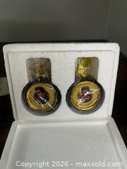 MaxSold Auction: Elvis Heirloom Porcelain Ornament Collection - Heartbreak Hotel and Jailhouse Rock - Windsor (Ontario, Canada) SELLER MANAGED Reseller Online Auction - Byng Road