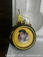 MaxSold Auction: Elvis Heirloom Porcelain Ornament Collection - Heartbreak Hotel and Jailhouse Rock - Windsor (Ontario, Canada) SELLER MANAGED Reseller Online Auction - Byng Road