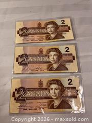 MaxSold Auction: Lot of 3 - 1986 Canadian $2 banknotes - Windsor (Ontario, Canada) SELLER MANAGED Reseller Online Auction - Byng Road
