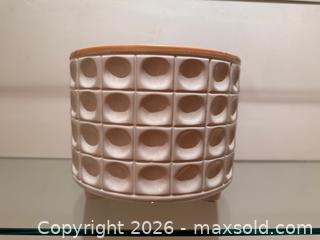MaxSold Auction: Ceramic MCM Style Patterned Footed Planter 8x10 - Mountain View (California, USA) SELLER MANAGED Estate Sale Online Auction - Clark Avenue
