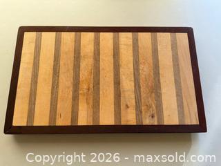 MaxSold Auction: Large Vintage Footed Wooden Cutting Board - Mountain View (California, USA) SELLER MANAGED Estate Sale Online Auction - Clark Avenue