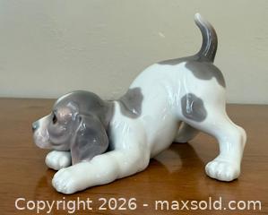 MaxSold Auction: Vintage 1981 Lladro "Playful Puppy" Porcelain Figurine #1070 - Mountain View (California, USA) SELLER MANAGED Estate Sale Online Auction - Clark Avenue