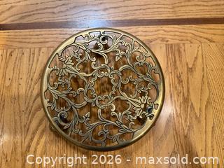 MaxSold Auction: Vintage Brass Wheeled Pot Stand 2 of 2 - Mountain View (California, USA) SELLER MANAGED Estate Sale Online Auction - Clark Avenue