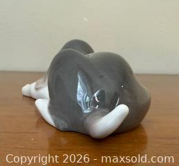 MaxSold Auction: Vintage Lladro #1072 "Beagle Puppy Lying" / "Sleepy Puppy" Beagle Dog Porcelain Figurine - Mountain View (California, USA) SELLER MANAGED Estate Sale Online Auction - Clark Avenue
