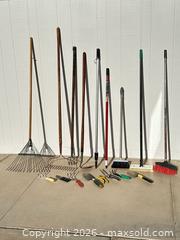MaxSold Auction: Lot of 11–15 Garden Tools with Mixed Handles - Sun City (Arizona, USA) PARTNER MANAGED Estate Sale Online Auction - West Jacaranda Drive