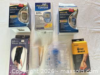 MaxSold Auction: Lot of 6+ Medical Devices: Glucose Meters, Braces, Spirometers - Sun City (Arizona, USA) PARTNER MANAGED Estate Sale Online Auction - West Jacaranda Drive