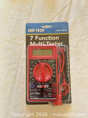MaxSold Auction: Lot of Mini Flashlights, Headlamp, Digital Multimeter & Batteries (7–10) - Sun City (Arizona, USA) PARTNER MANAGED Estate Sale Online Auction - West Jacaranda Drive
