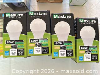 MaxSold Auction: Mixed Lot E26 Light Bulbs: LED, CFL, Incandescent (10+) - Sun City (Arizona, USA) PARTNER MANAGED Estate Sale Online Auction - West Jacaranda Drive