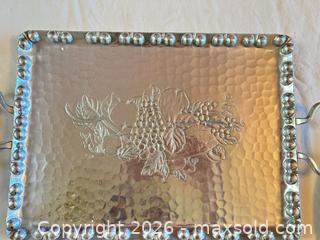 MaxSold Auction: Mixed serveware set — wood, metal, glass pieces - Sun City (Arizona, USA) PARTNER MANAGED Estate Sale Online Auction - West Jacaranda Drive