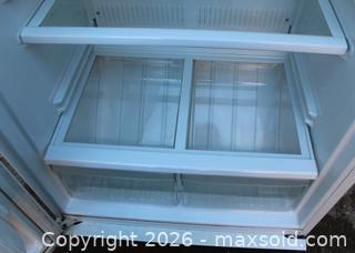 MaxSold Auction: Fridge - Windsor (Ontario, Canada) SELLER MANAGED Reseller Online Auction - Chandler Road