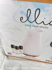 MaxSold Auction: HoMedics Ellia (Open Your Senses) Ceramic Aroma Diffuser - White - Campbell (California, USA) PARTNER MANAGED Downsizing Online Auction - Dell Avenue