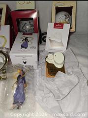 MaxSold Auction: NEW-HALLMARK ORNAMENTS Lot "O 2" - Kingston (Ontario, Canada) SELLER MANAGED Downsizing Online Auction - Morenz Crescent