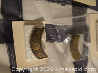 MaxSold Auction: NEW-HARLEY DAVIDSON COLLECTIBLE "H.O.G." PINS LOT "H5" - Kingston (Ontario, Canada) SELLER MANAGED Downsizing Online Auction - Morenz Crescent