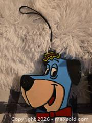 MaxSold Auction: VINTAGE- SUPERMAN/HANNA BARBERA/DISNEY & COLLECTIBLE CARDS LOT "D30" - Kingston (Ontario, Canada) SELLER MANAGED Downsizing Online Auction - Morenz Crescent