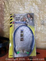 MaxSold Auction: Carpentry Work Wear and Accessories Lot - Clarence-Rockland (Ontario, Canada) PARTNER MANAGED Estate Sale Online Auction - Campeau Crescent